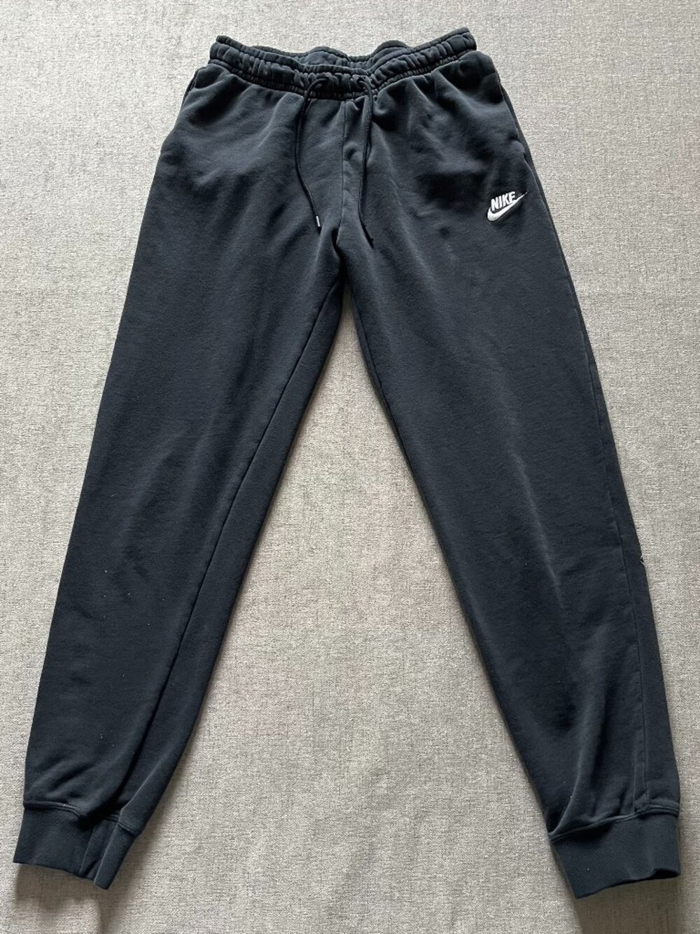 Nike Sweatpants Women Small Black Drawstring Elastic Waist Tapered Leg Active